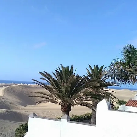 Francesca's Castillo del Romeral
